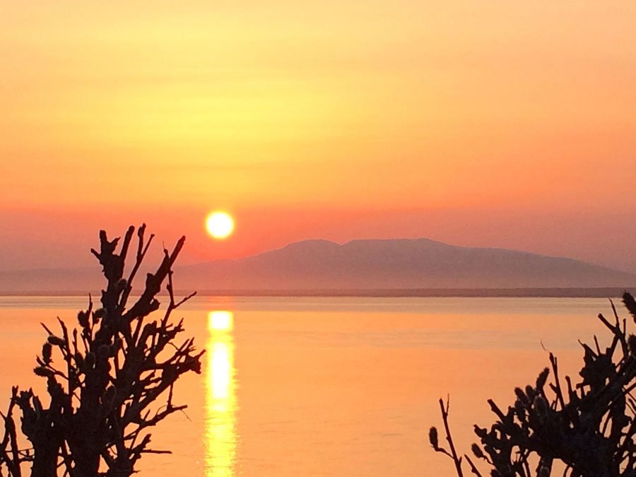 imgi_21_Sunset-At-Point-Woronzof-Teri-Hendricks